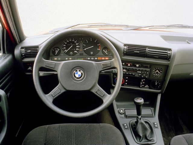 Bmw 3 Series Sedan photo 42