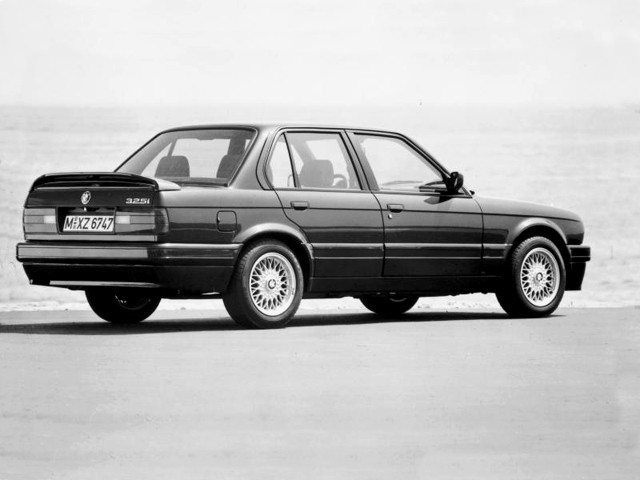 Bmw 3 Series Sedan photo 5