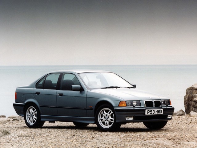 Bmw 3 Series Sedan photo 9