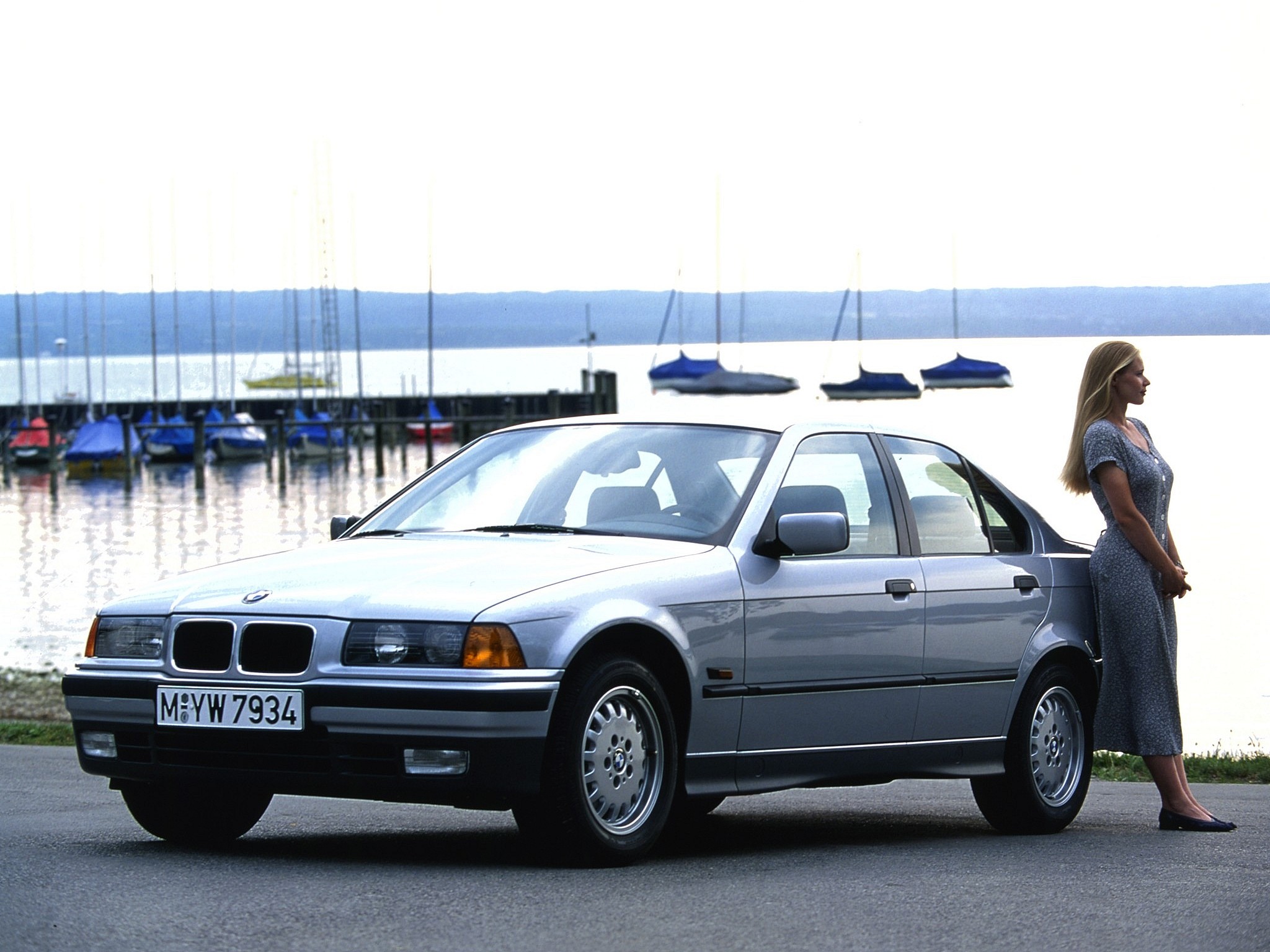 Bmw 3 Series Sedan photo 26
