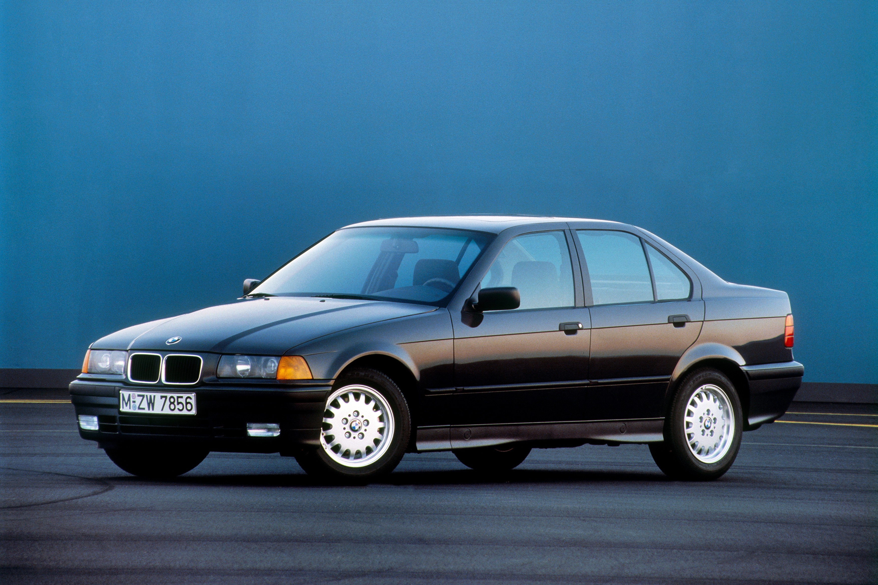 Bmw 3 Series Sedan photo 27