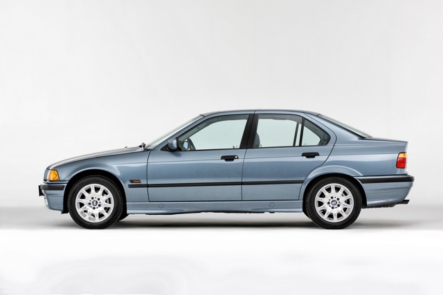 Bmw 3 Series Sedan photo 29