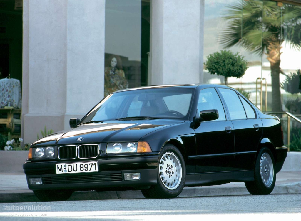 Bmw 3 Series Sedan photo 4