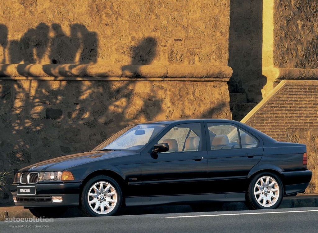 Bmw 3 Series Sedan photo 6