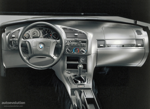 Bmw 3 Series Sedan photo 38