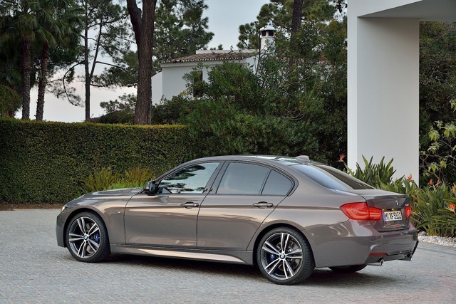 Bmw 3 Series Sedan foto 2