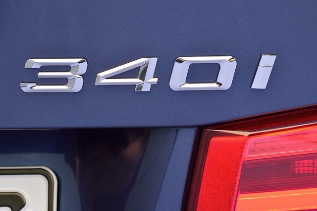 Bmw 3 Series Sedan foto 17