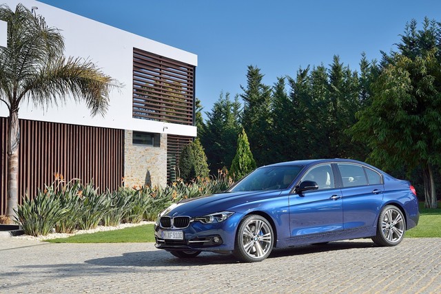 Bmw 3 Series Sedan foto 27