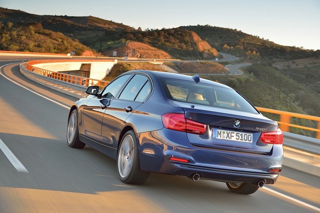 Bmw 3 Series Sedan foto 38
