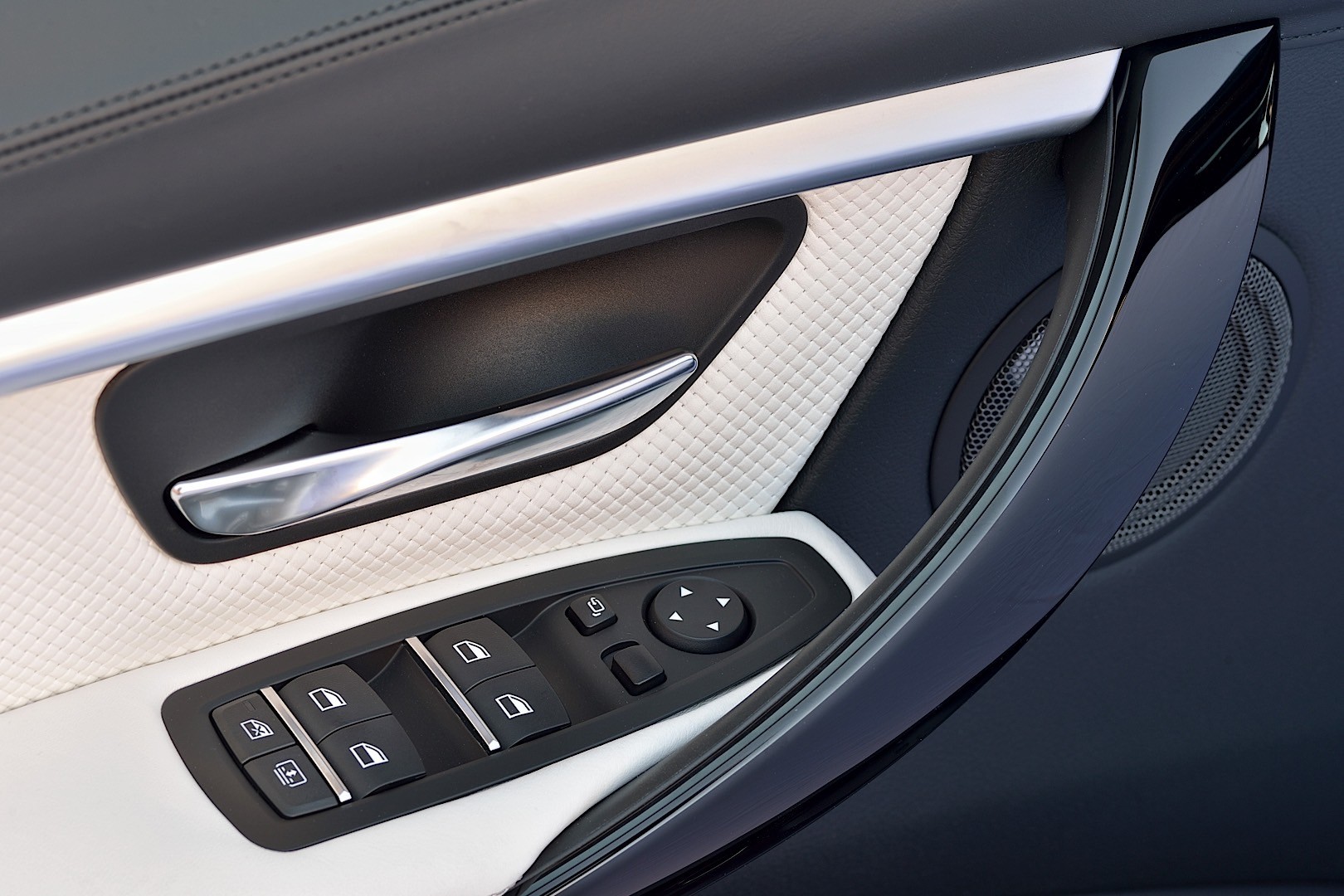 Bmw 3 Series Sedan photo 93