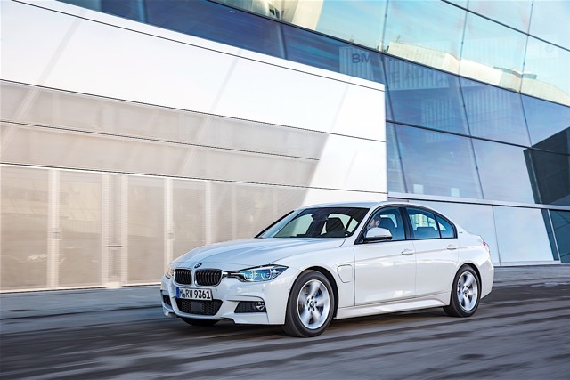 Bmw 3 Series Sedan foto 72