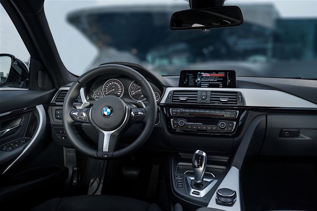 Bmw 3 Series Sedan foto 115