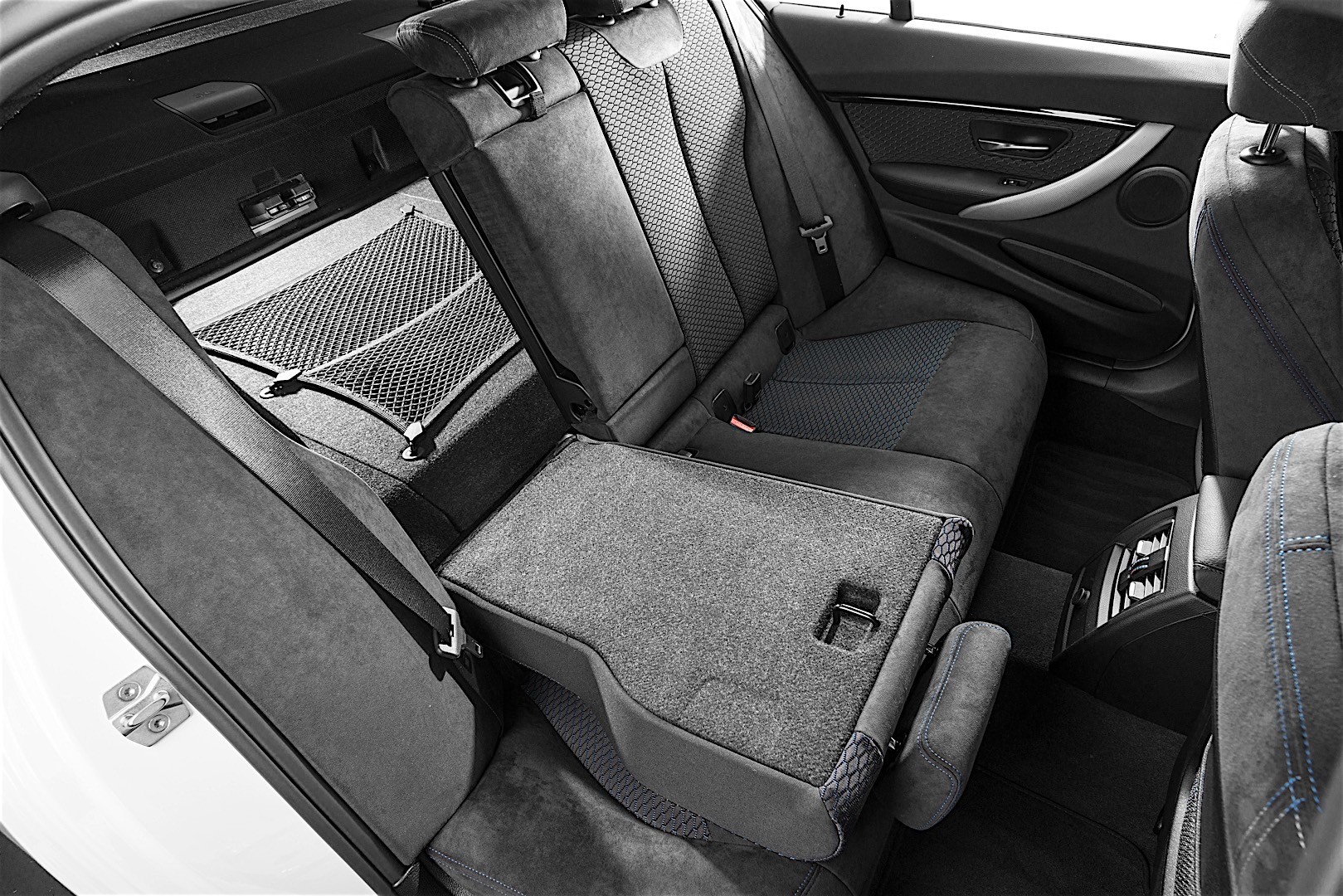 Bmw 3 Series Sedan photo 117