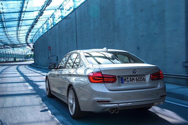 Bmw 3 Series Sedan foto 41