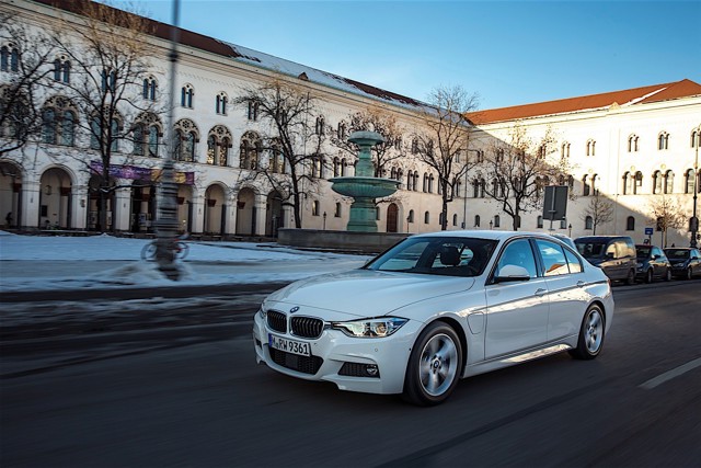 Bmw 3 Series Sedan foto 53