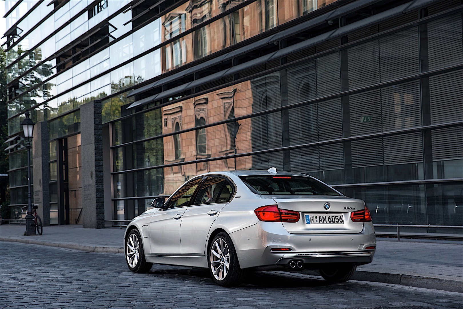 Bmw 3 Series Sedan photo 59