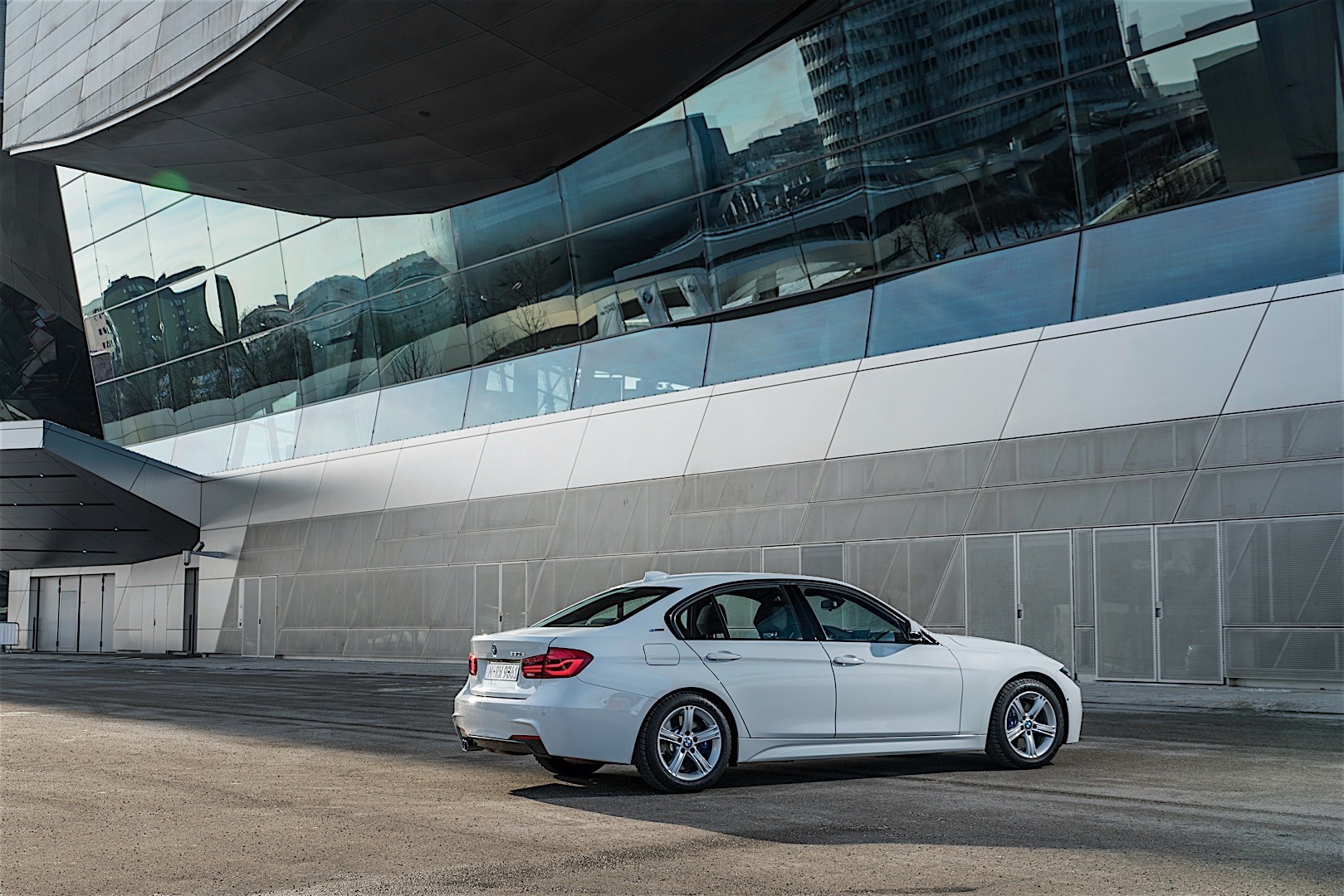 Bmw 3 Series Sedan photo 61