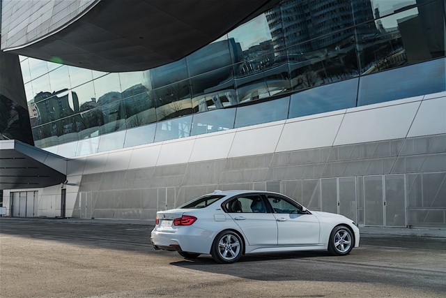 Bmw 3 Series Sedan foto 61