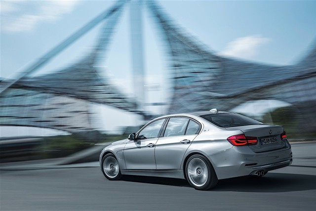 Bmw 3 Series Sedan foto 62