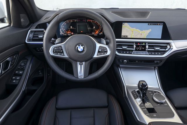 Bmw 3 Series Sedan Foto 237