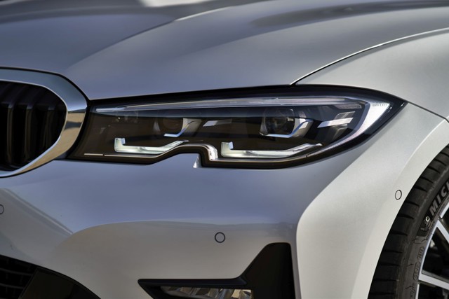 Bmw 3 Series Sedan Foto 86