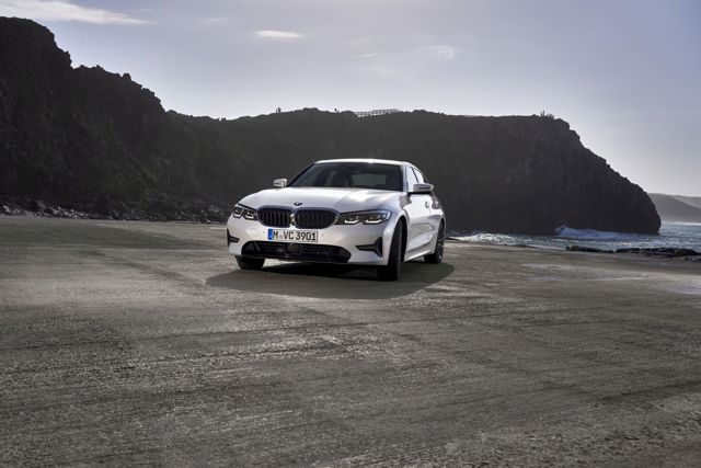Bmw 3 Series Sedan Foto 90