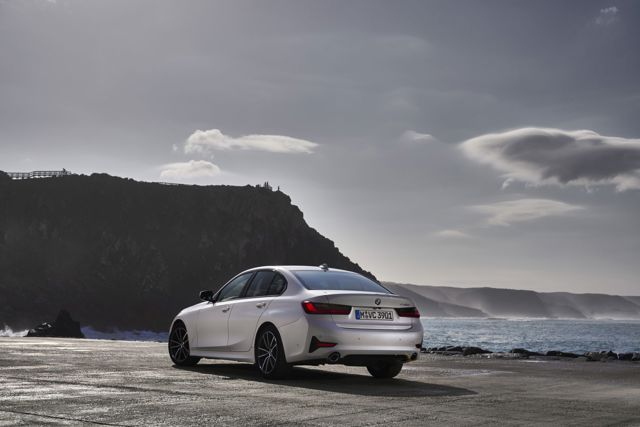 Bmw 3 Series Sedan Foto 91
