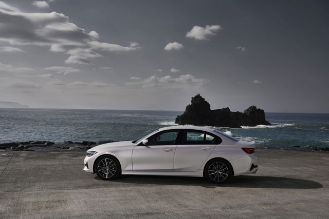 Bmw 3 Series Sedan Foto 92