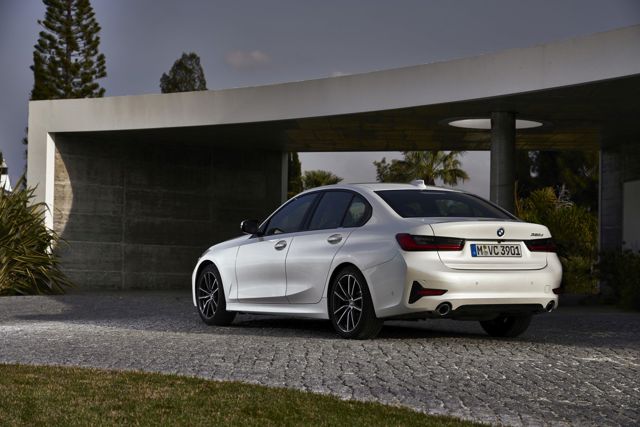 Bmw 3 Series Sedan Foto 95
