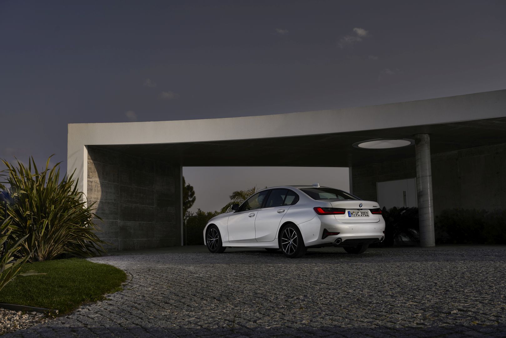 Bmw 3 Series Sedan photo 97