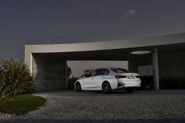 Bmw 3 Series Sedan Foto 97