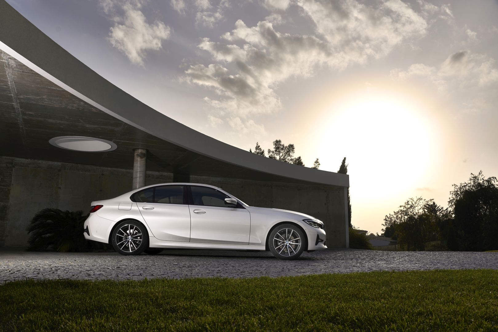 Bmw 3 Series Sedan photo 98