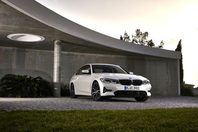 Bmw 3 Series Sedan Foto 99