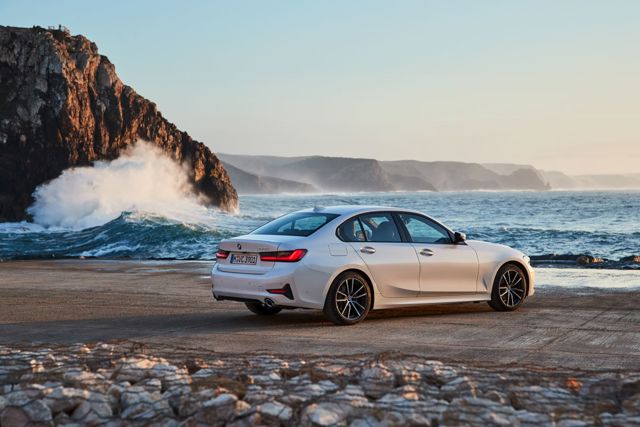 Bmw 3 Series Sedan Foto 106