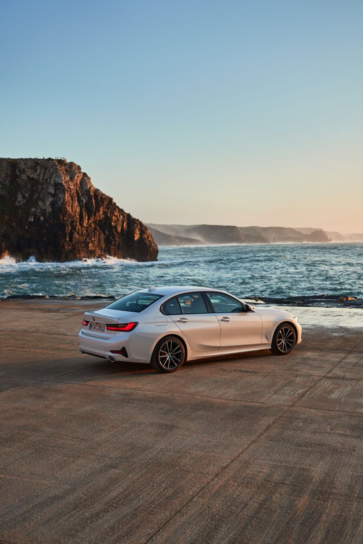 Bmw 3 Series Sedan photo 107