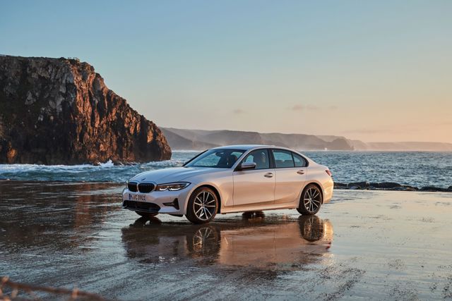 Bmw 3 Series Sedan Foto 108