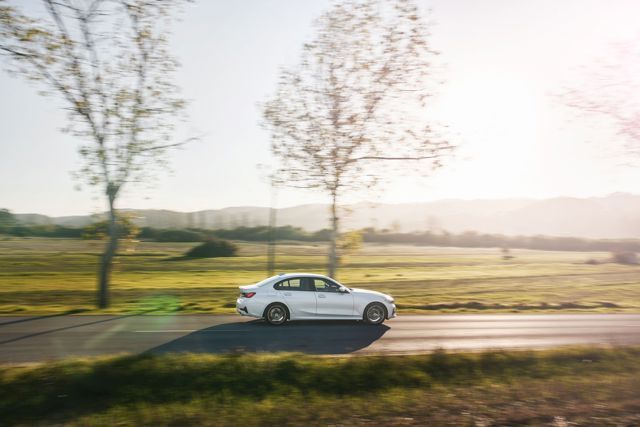 Bmw 3 Series Sedan Foto 112