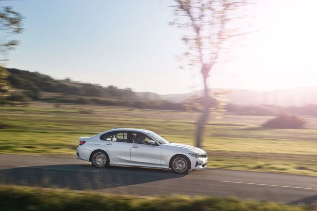 Bmw 3 Series Sedan Foto 113