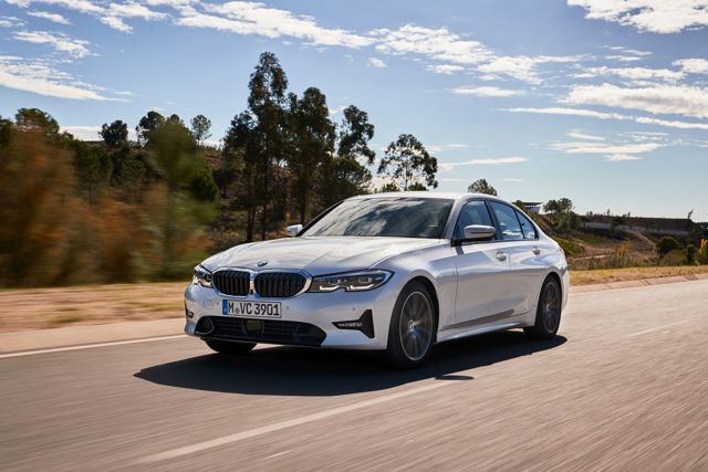 Bmw 3 Series Sedan Foto 115