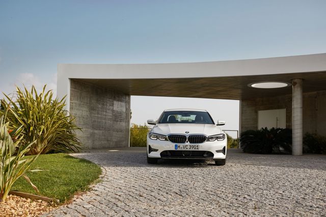 Bmw 3 Series Sedan Foto 127