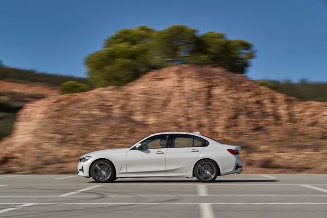 Bmw 3 Series Sedan Foto 130