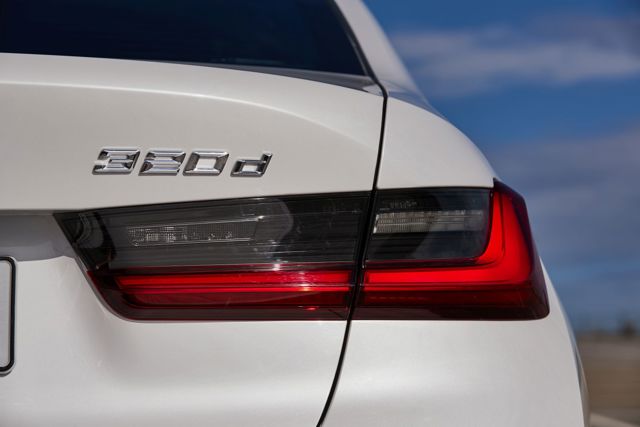 Bmw 3 Series Sedan Foto 138