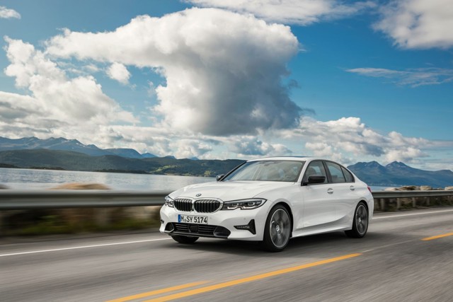 Bmw 3 Series Sedan Foto 2