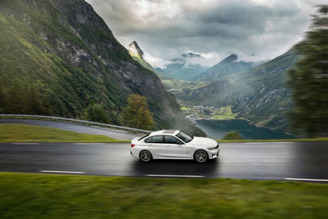 Bmw 3 Series Sedan Foto 6