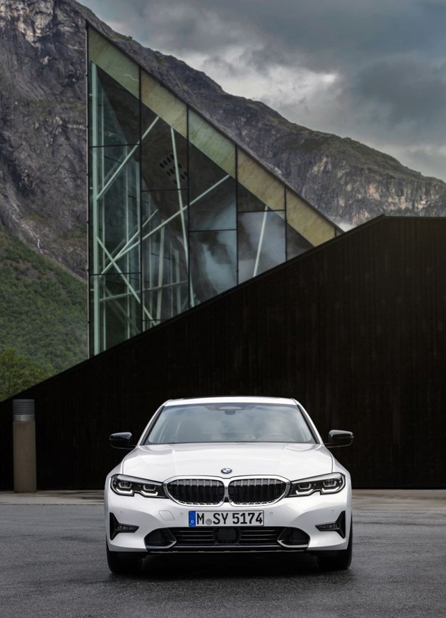 Bmw 3 Series Sedan Foto 20