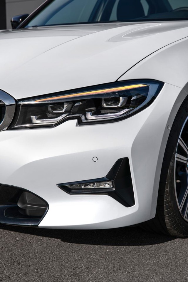 Bmw 3 Series Sedan Foto 26