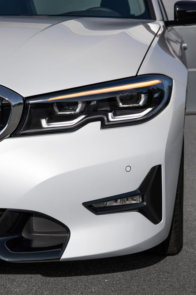 Bmw 3 Series Sedan Foto 29