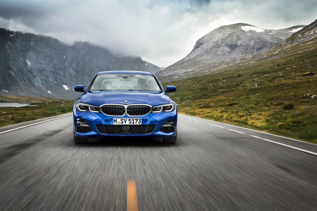Bmw 3 Series Sedan Foto 38