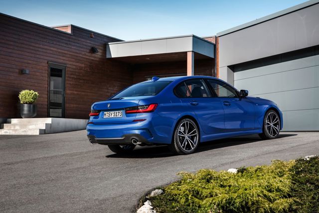 Bmw 3 Series Sedan Foto 57