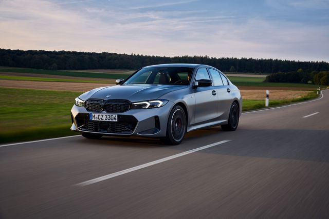 Bmw 3 Series Sedan Foto 160